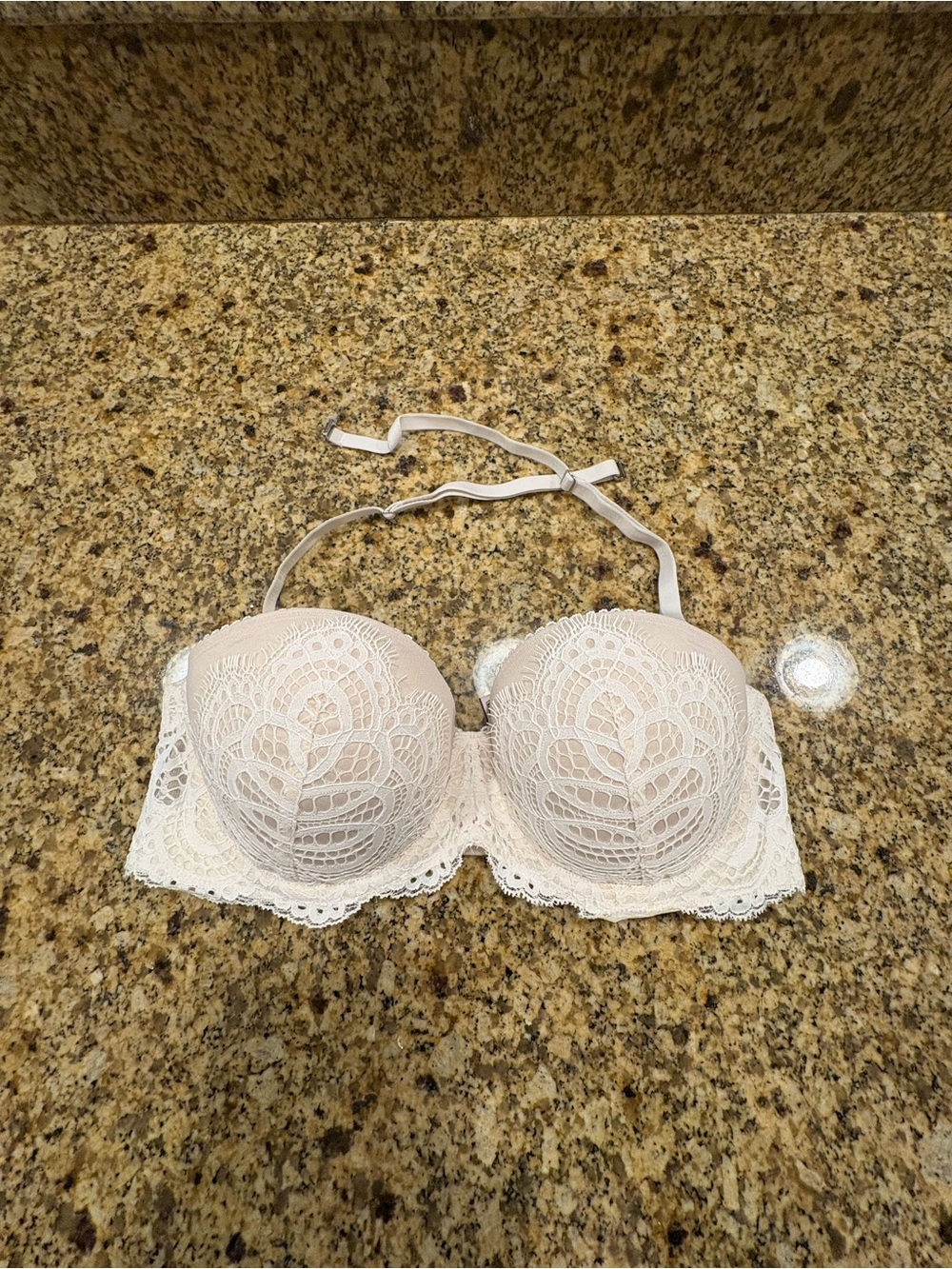 Victoria’s Secret 32D Dream Angels Multi-way Bra Cream Strapless Optional